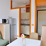 Апартаменты Comfort Near Sea And Pinewoods *